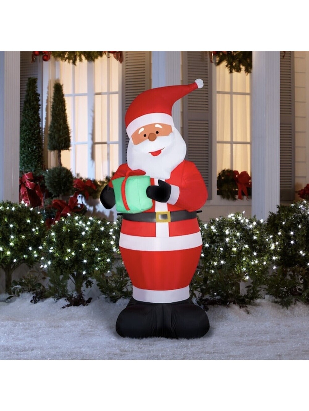 New! 7 Ft Lighted Santa Claus with Present Inflatable Holiday Living